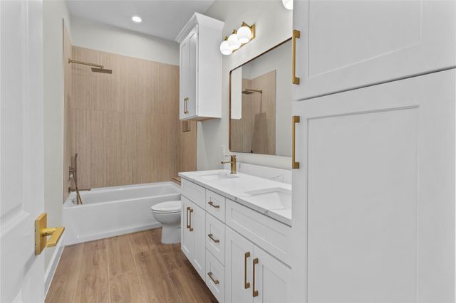 506 Pine Road, Kemah, TX 77565