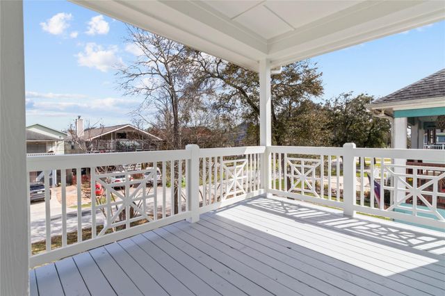 506 Pine Road, Kemah, TX 77565