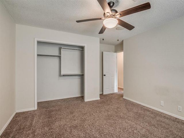3828 Skyward Circle, Yukon, OK 73099