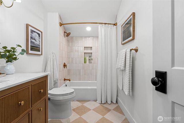 6807 Hunt Street NW, Gig Harbor, WA 98335