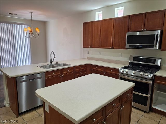 10593 Hinesville Court, Las Vegas, NV 89129