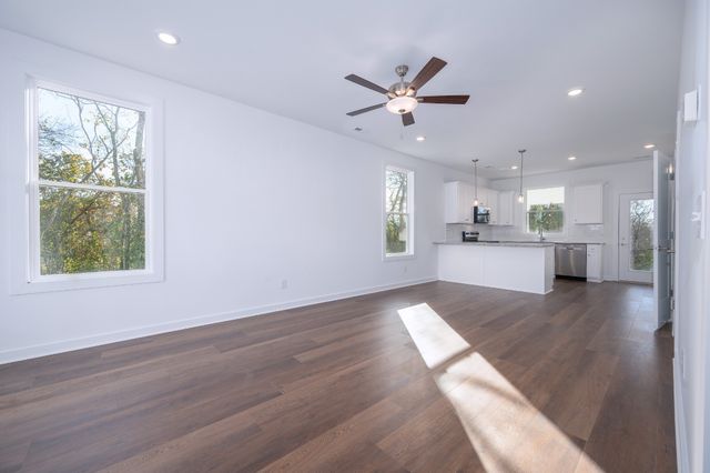 1170 S Dickerson Rd Unit 22, Goodlettsville, TN 37072