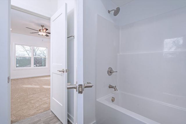 1170 S Dickerson Rd Unit 22, Goodlettsville, TN 37072