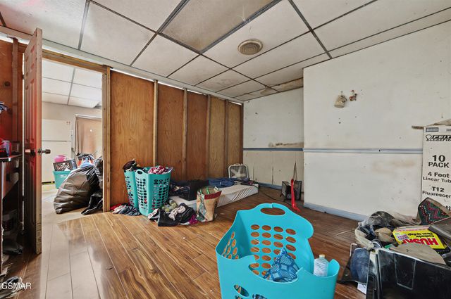 835 Ailey Church Lane, Sevierville, TN 37876