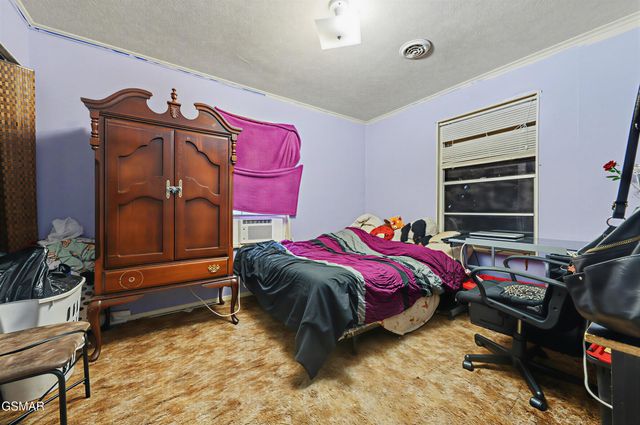 835 Ailey Church Lane, Sevierville, TN 37876