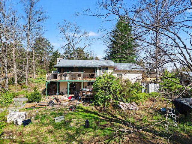 835 Ailey Church Lane, Sevierville, TN 37876