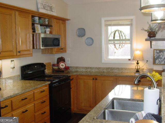 5170 Pine Crest Road, Young Harris, GA 30582