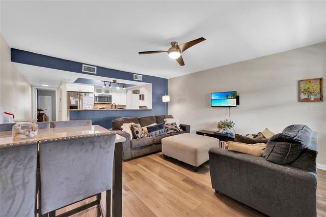 2400 WINDING CREEK BOULEVARD 17-203, Clearwater, FL 33761