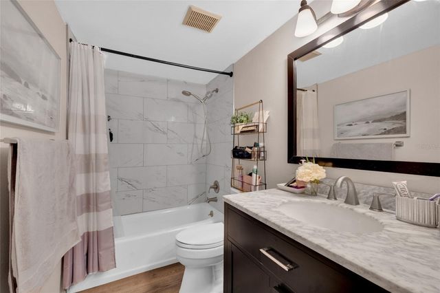 2400 WINDING CREEK BOULEVARD 17-203, Clearwater, FL 33761