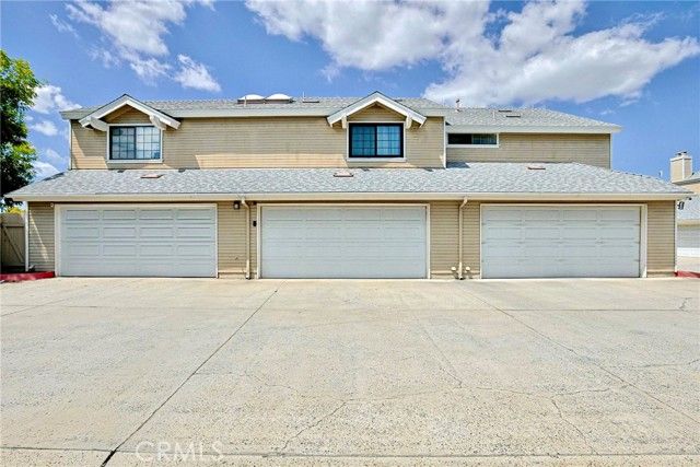 1872 W Falmouth, Anaheim, CA 92801