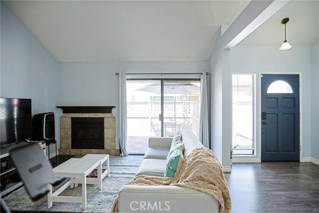 1872 W Falmouth, Anaheim, CA 92801