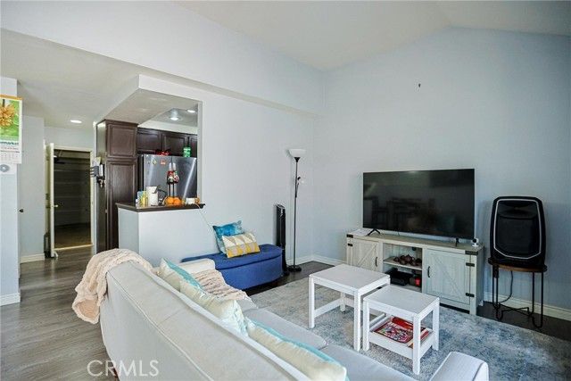 1872 W Falmouth, Anaheim, CA 92801