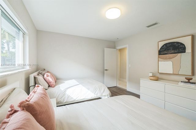 3500 N Park Rd, Hollywood, FL 33021