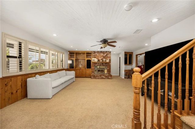 7788 Columbine, Oak Hills, CA 92344