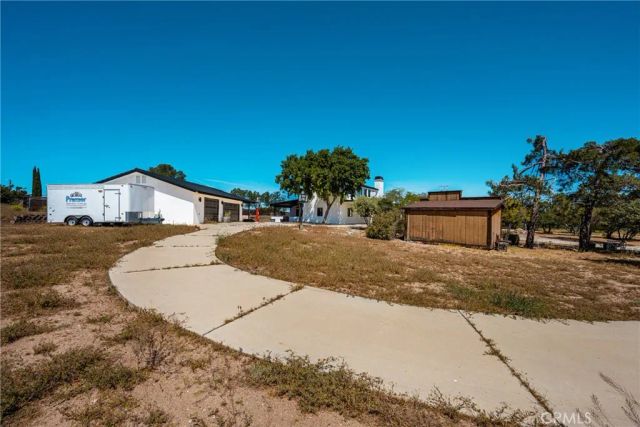 7788 Columbine, Oak Hills, CA 92344