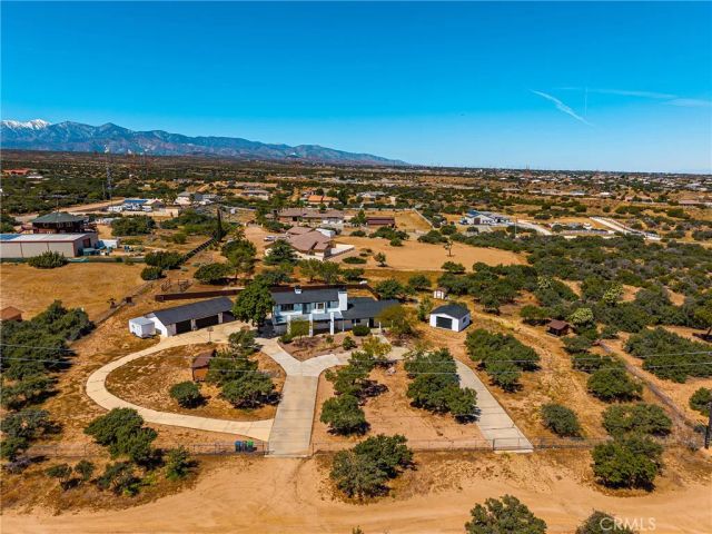 7788 Columbine, Oak Hills, CA 92344