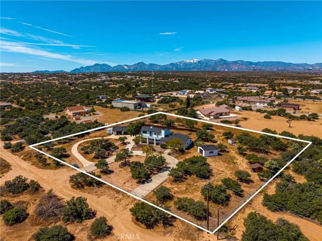 7788 Columbine, Oak Hills, CA 92344