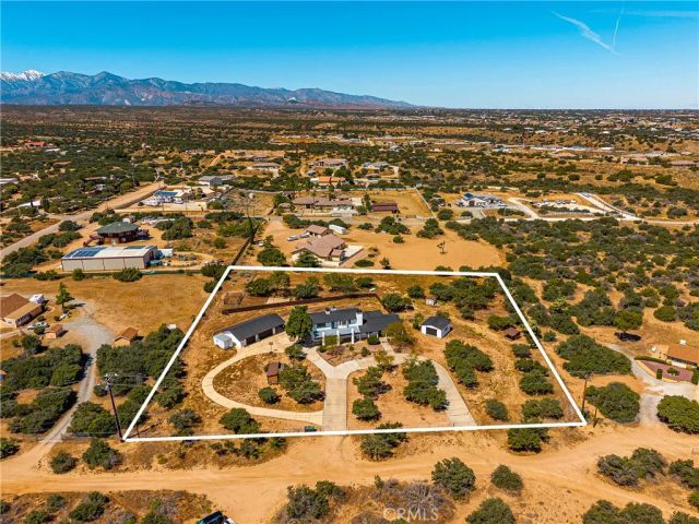 7788 Columbine, Oak Hills, CA 92344