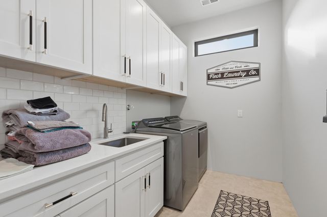 3317 Palmyra Court NE, Rio Rancho, NM 87144