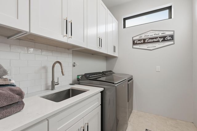 3317 Palmyra Court NE, Rio Rancho, NM 87144