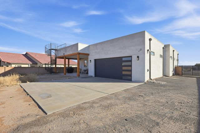 3317 Palmyra Court NE, Rio Rancho, NM 87144