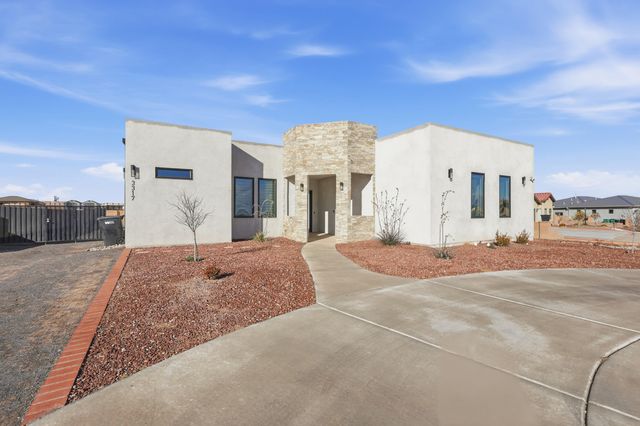 3317 Palmyra Court NE, Rio Rancho, NM 87144
