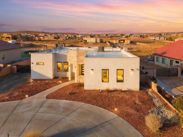 3317 Palmyra Court NE, Rio Rancho, NM 87144