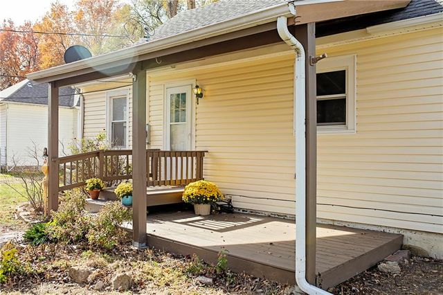 603 S Sycamore Street, Ottawa, KS 66067