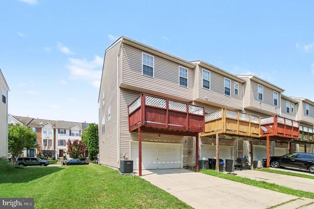 9715 LUGUNA RD, Baltimore, MD 21220