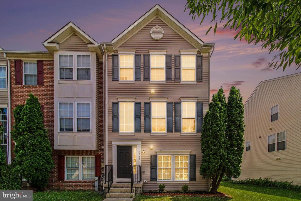 9715 LUGUNA RD, Baltimore, MD 21220