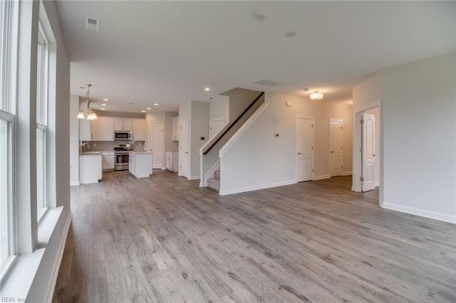 322 Tarn CT, Suffolk, VA 23434