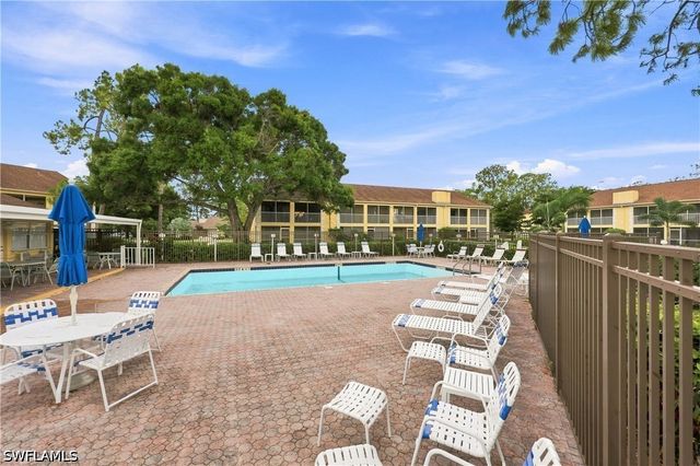 2612 Kings Lake BLVD 2-103, Naples, FL 34112