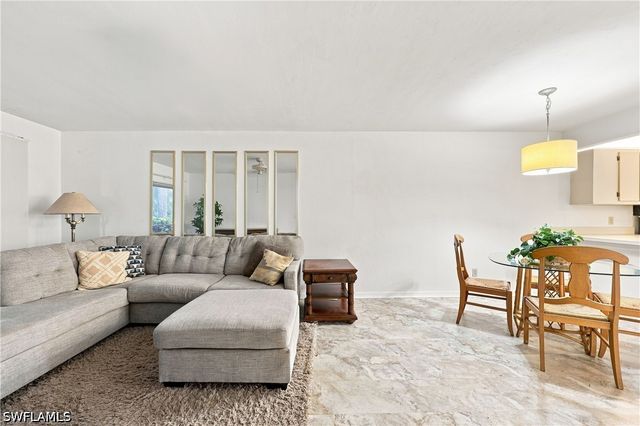 2612 Kings Lake BLVD 2-103, Naples, FL 34112