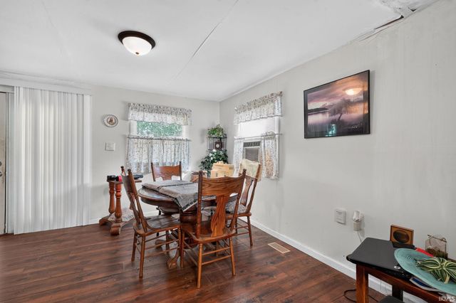 936 Greenwich Road, Lafayette, IN 47905