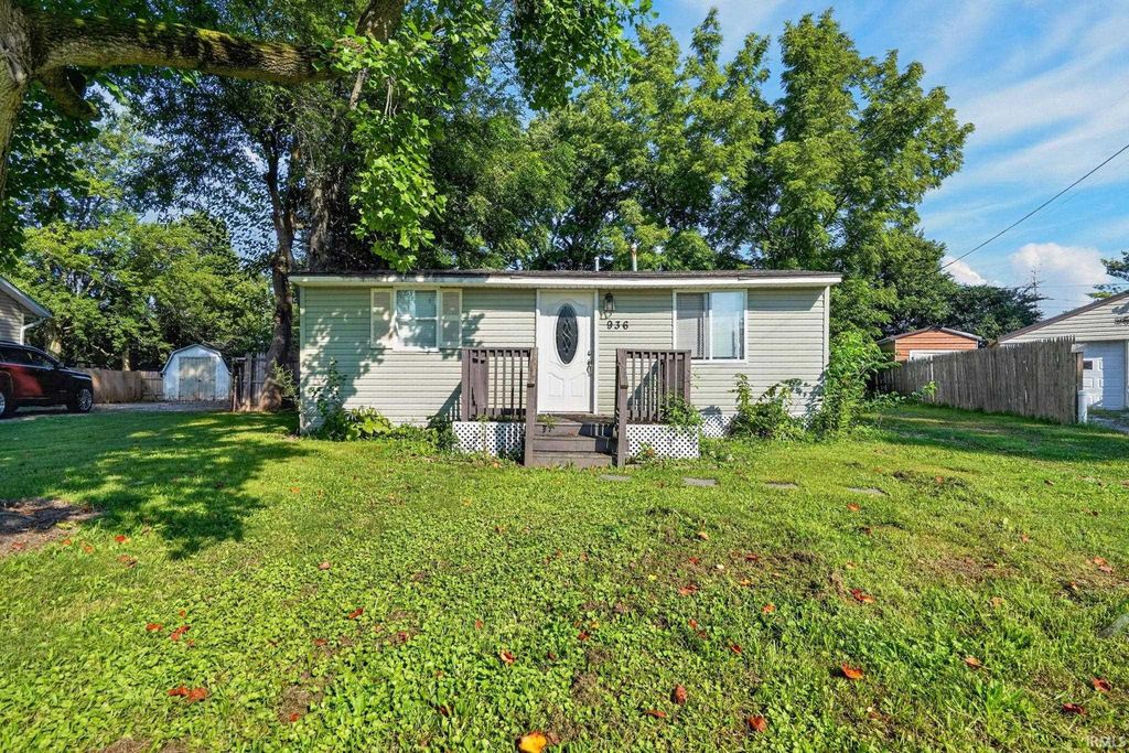 936 Greenwich Road, Lafayette, IN 47905