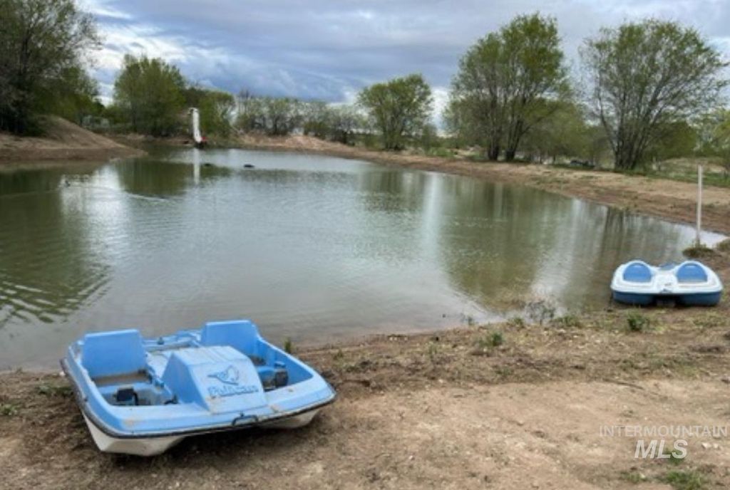 5601 E Victory Rd, Nampa, ID 83687