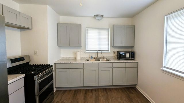 30113 Hazelwood Street, Inkster, MI 48141