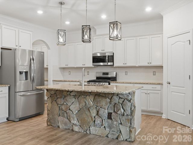 1049 Bannister Road, Waxhaw, NC 28173