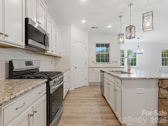 1049 Bannister Road, Waxhaw, NC 28173