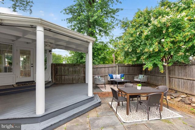 201 EAST INDIAN SPRING DR, Silver Spring, MD 20901