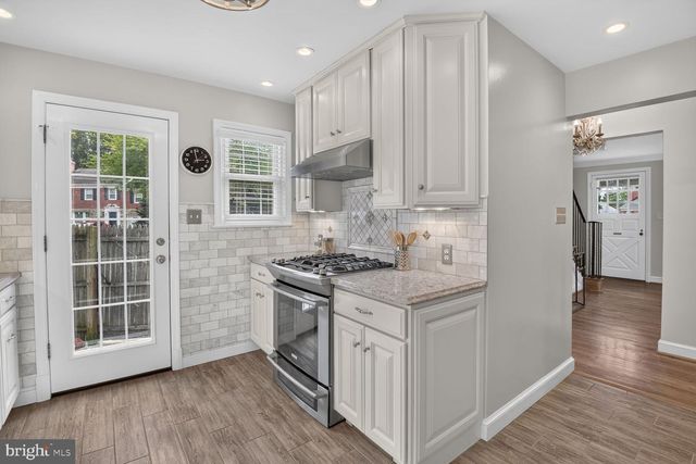 201 EAST INDIAN SPRING DR, Silver Spring, MD 20901