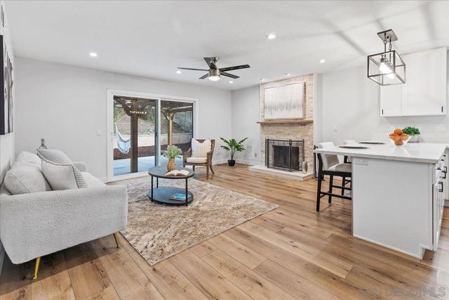 9737 Roe Dr, Santee, CA 92071