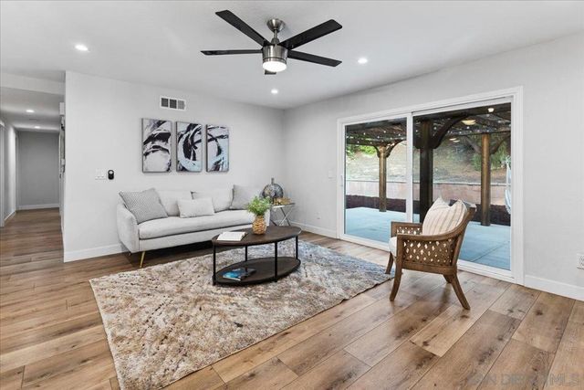 9737 Roe Dr, Santee, CA 92071