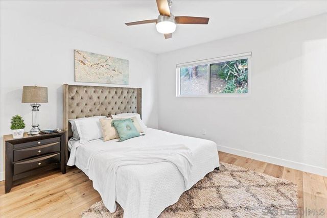 9737 Roe Dr, Santee, CA 92071