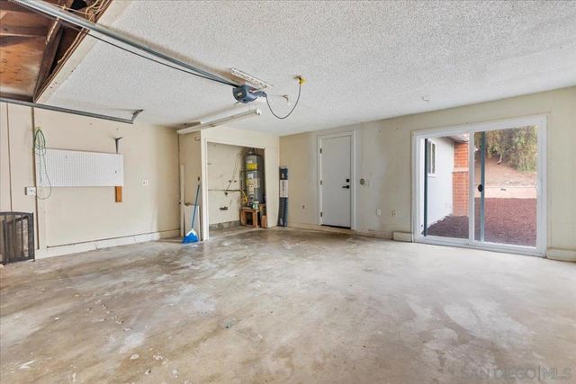 9737 Roe Dr, Santee, CA 92071