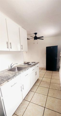 301 SE AVENUE B 4, Winter Haven, FL 33880