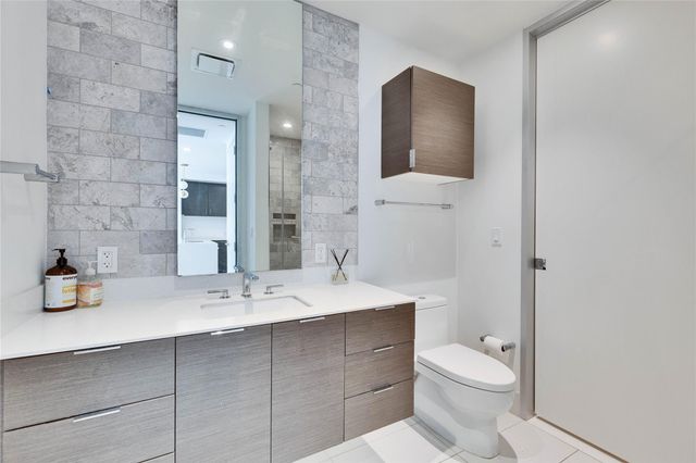301 West Ave 1103, Austin, TX 78701
