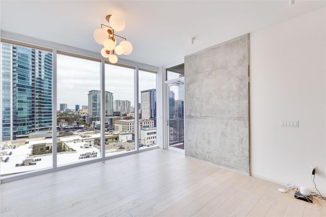 301 West Ave 1103, Austin, TX 78701