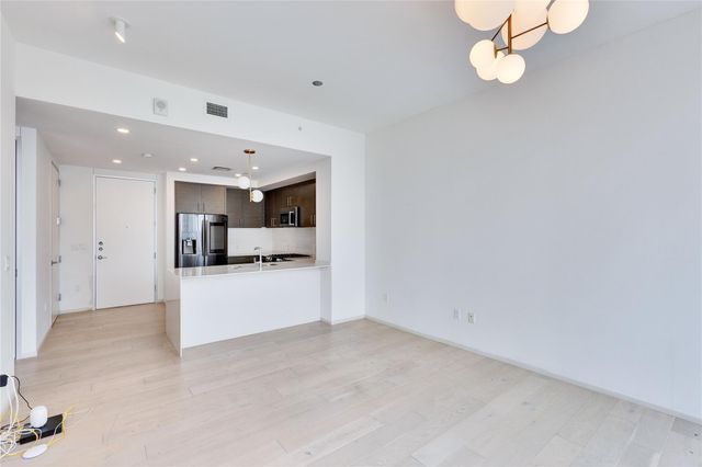 301 West Ave 1103, Austin, TX 78701