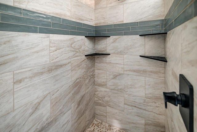 1273 Stonehaven Drive, Sun Prairie, WI 53590